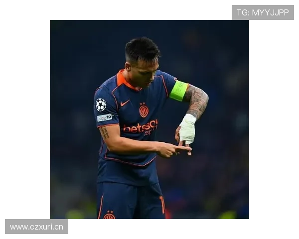 巴萨防线稳定性仍存隐患,争冠关键时刻对球队表现造成影响。 巴萨防线稳定性仍存隐患,争冠关键时刻对球队表现造成影响。