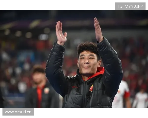 武磊家冰箱里塞满能量饮料，邻居以为他开健身房